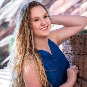 Meet your Posher, Daphne